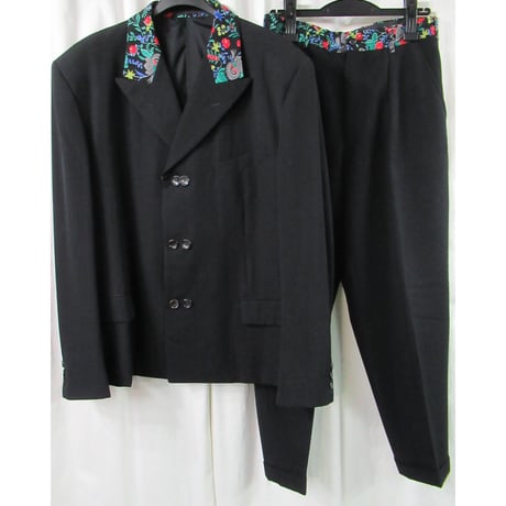 ad1988 | STORES