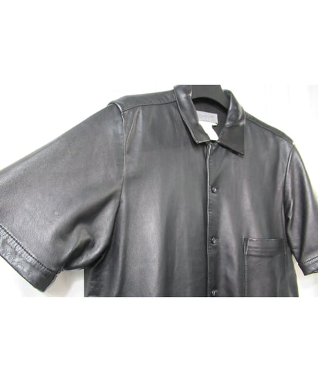 01aw yohji yamamoto pour homme レザー 半袖ブラウス（HX-B37-701）