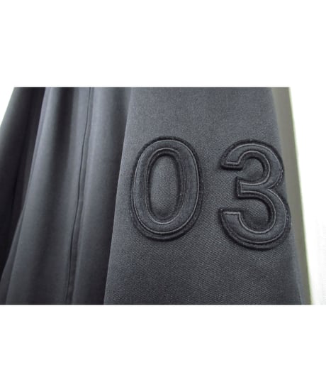 03ss yohji yamamoto pour homme 黒 ロゴ入りゼッケン ロングジャケット（HQ-C01-902）