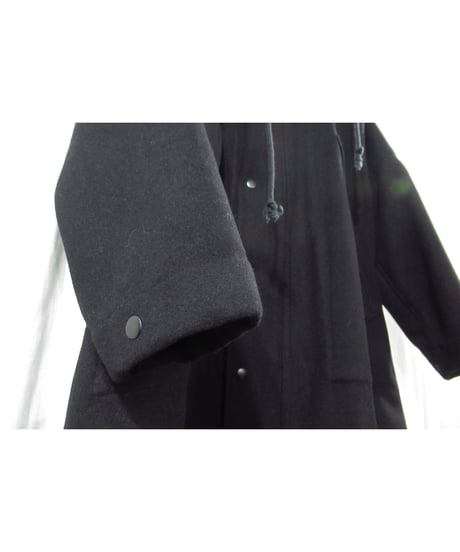 yohji yamamoto pour homme 切りっぱなし ラグランスリーブデザイン ミリタリーコート（FQ-C55-102）