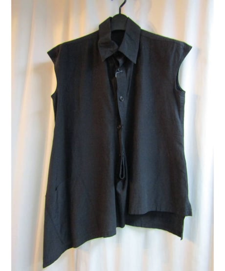Y's yohji yamamoto ノースリーブフロントデザインアシメトリーブラウス YM-B23-216