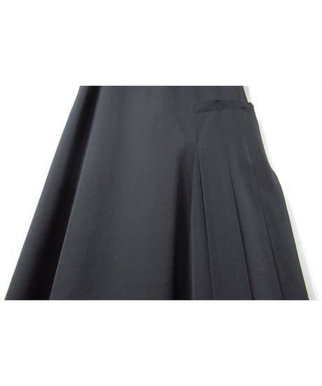 yohji yamamoto +noir サイドプリーツデザイン ロングフレアスカート（NN-S13-100）
