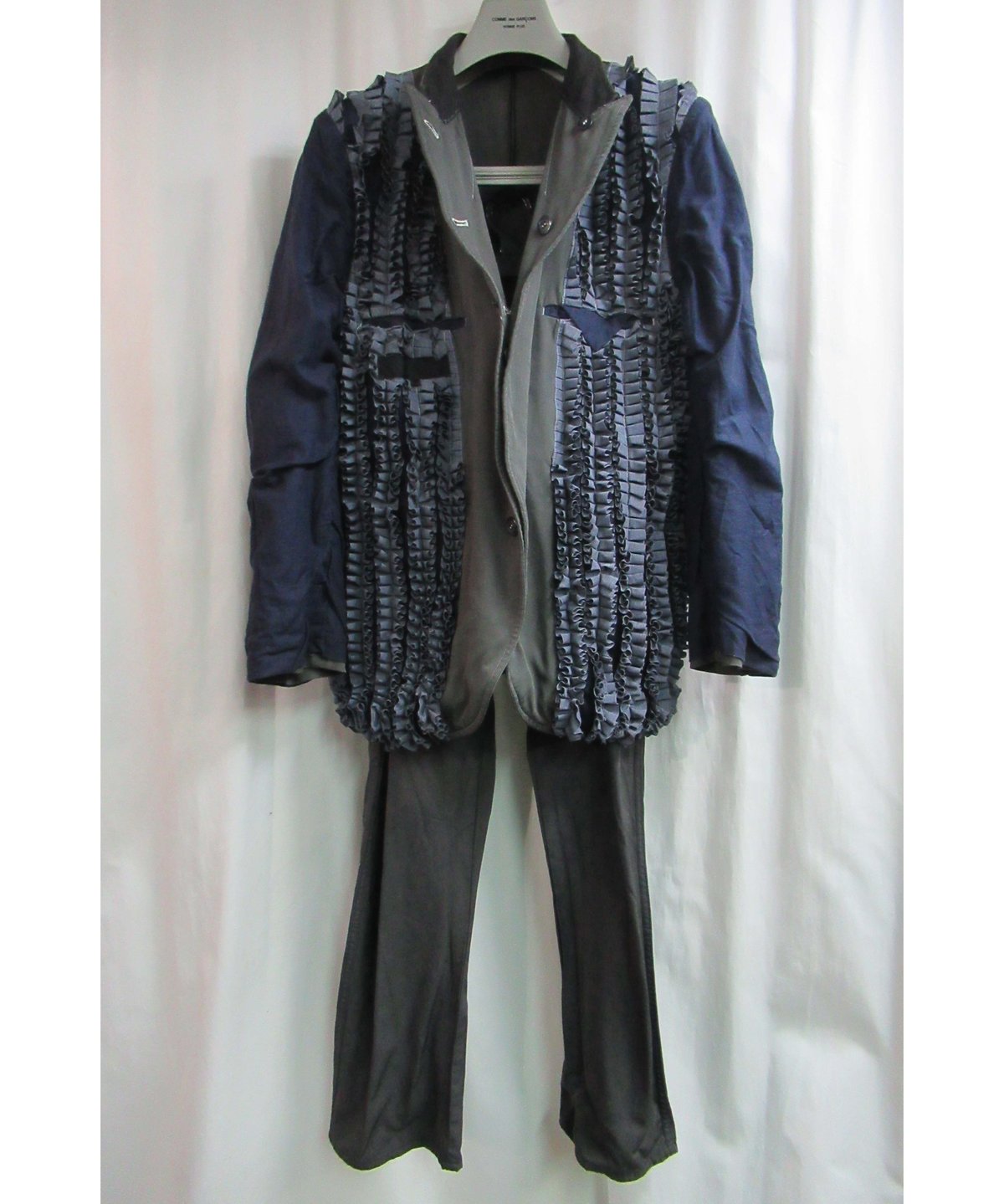 COMME des GARCONS 2000Sアーカイブフリルコットンジャケット COMME des GARCONS 2000Sアーカイブフリルコットンジャケット