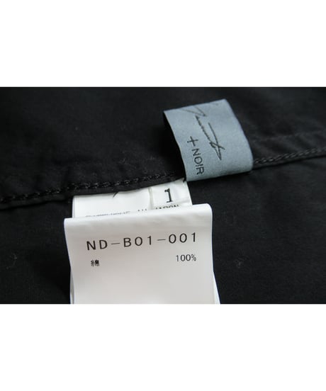 yohji yamamoto +noir デザイン半袖ブラウス（ND-B01-001）