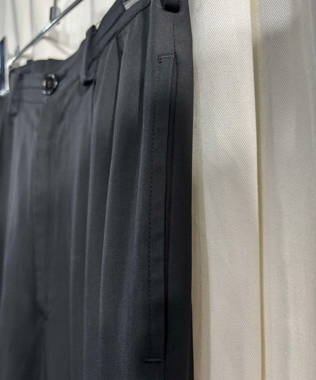 Y's yohji yamamoto テーパードパンツ（YU-P96-103）