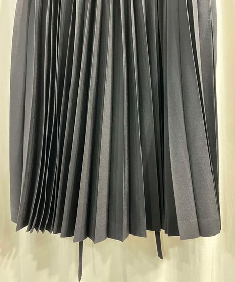 yohji yamamoto +NOIR プリーツスカート（NT-S10-100）