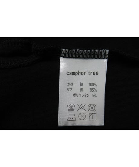 camphor tree 黒 襟カッティングデザインTシャツ