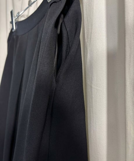 2010AW yohji yamamoto +NOIR レ－ヨン・ウール混スカート（NC-S14-204）