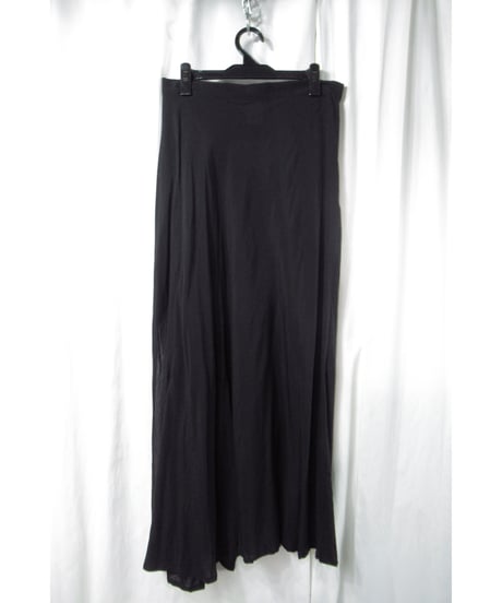 yohji yamamoto +noir バックデザイン フレアスカート（NO-S09-200）