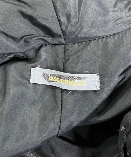 1980's ISSEY MIYAKE ライナー付き羊革ロングコート（JQ64019）