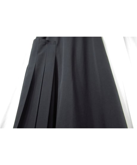 yohji yamamoto +noir サイドプリーツデザイン ロングフレアスカート（NN-S13-100）