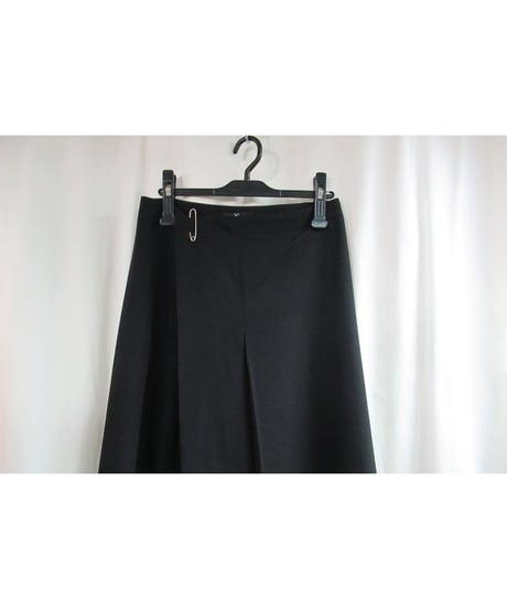 Y's yohji yamamoto 黒 ピン付きデザインひざ丈スカート YT-S06-100