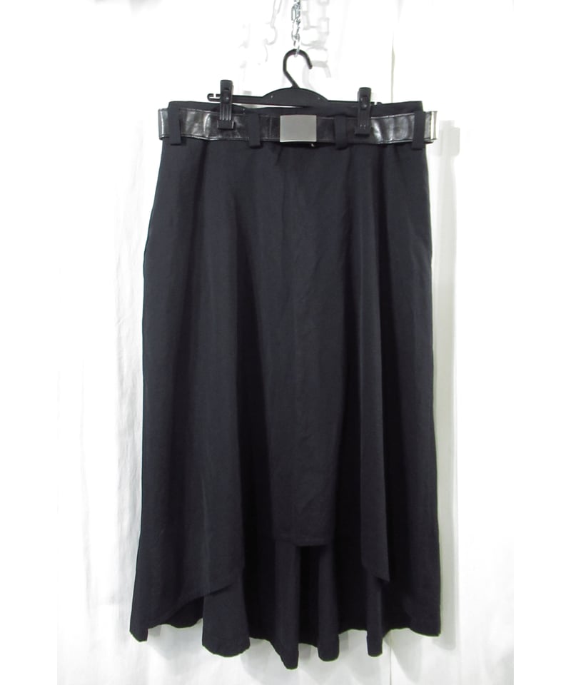 Y's yohji yamamoto ベルト付き デザインフレアスカート(YE-S17 Y's yohji yamamoto ベルト付き デザインフレアスカート(YE-S17