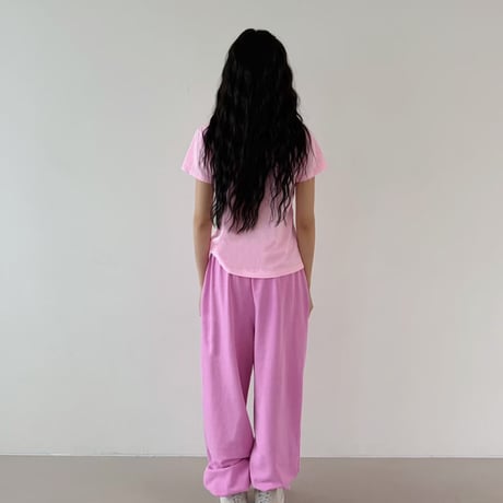【即納販売】0701 pigment logo tee/ピンクのみ