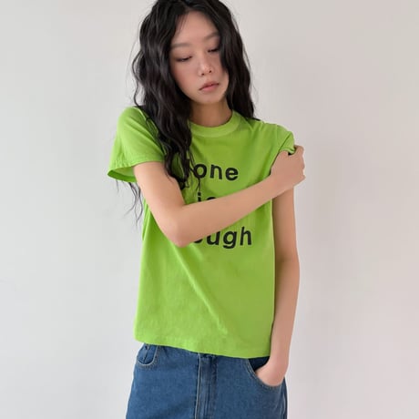 【即納販売】0701 pigment logo tee/ピンクのみ