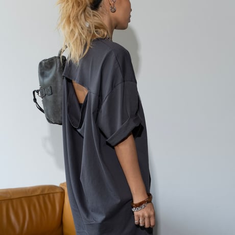 0859 back open rock tee/2カラー