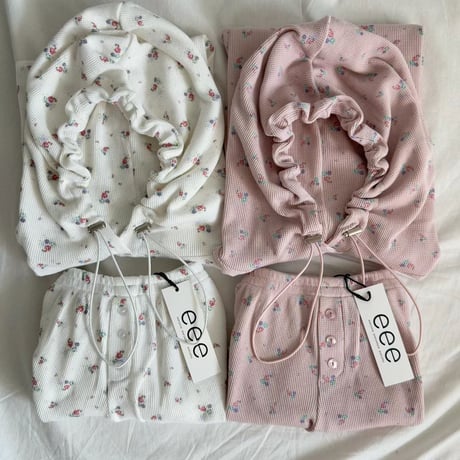 0867 NEW eee 小花柄 short pants/2カラー