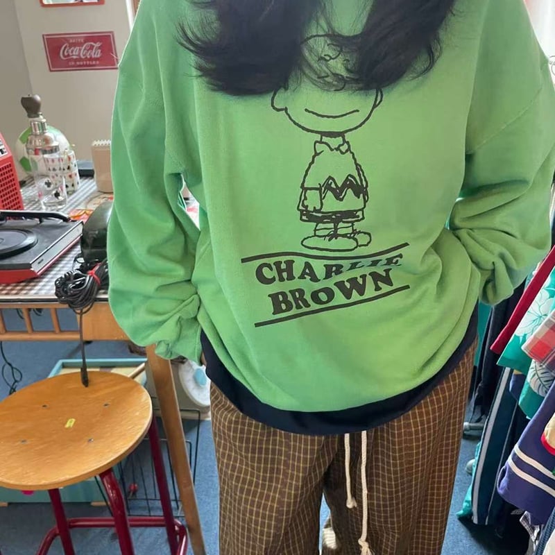0290 SNOOPY back lettering pigment sweat/3カラー |