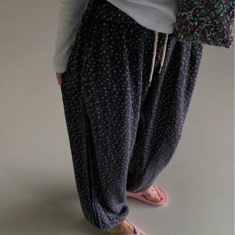 【即納販売】0364 小花柄 waffle jogger sweat/2カラー