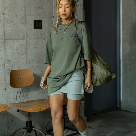 Back print logo tee/3カラー