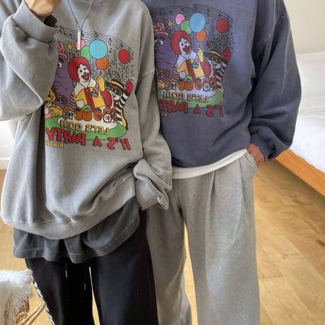 0403 pigment McDonald party friends sweat/3カラー