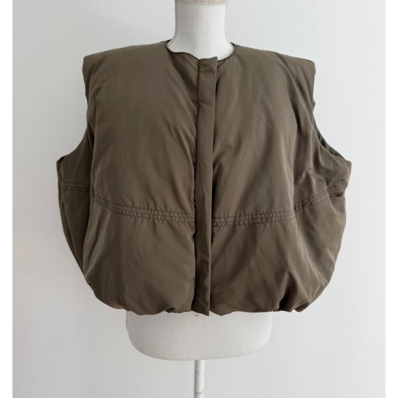 マットタフタファイバーダウンベスト / olive | AMIE