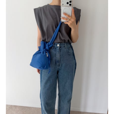 Shoulder Tuck Sleeveless Tops / charcoal
