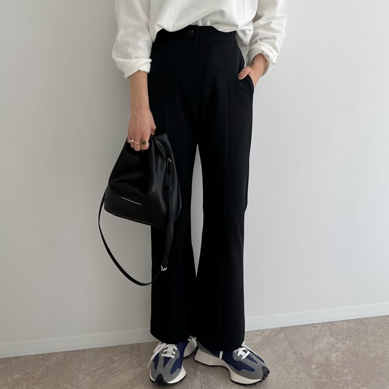 残りわずか】《AMIE original》フレアpants ブラック | AMIE 残りわずか】《AMIE original》フレアpants ブラック | AMIE