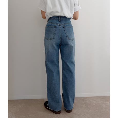 【残りわずか】《AMIE original》切りっぱなしハイウエストストレートdenim
