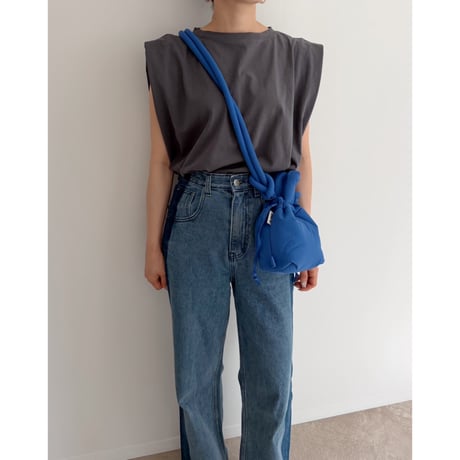 Shoulder Tuck Sleeveless Tops / charcoal