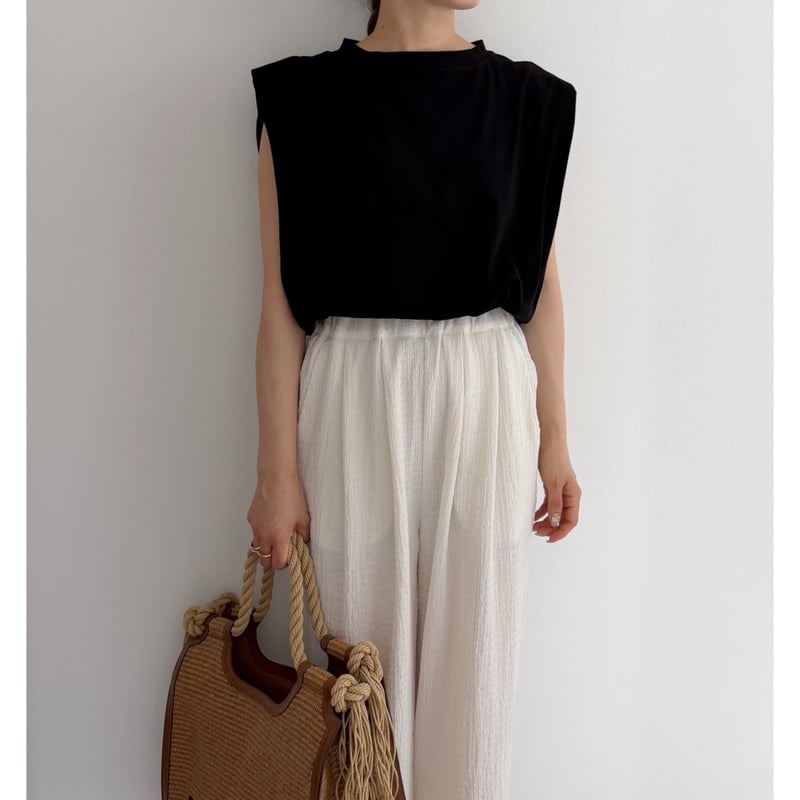 Shoulder Tuck Sleeveless Tops / black | AMIE