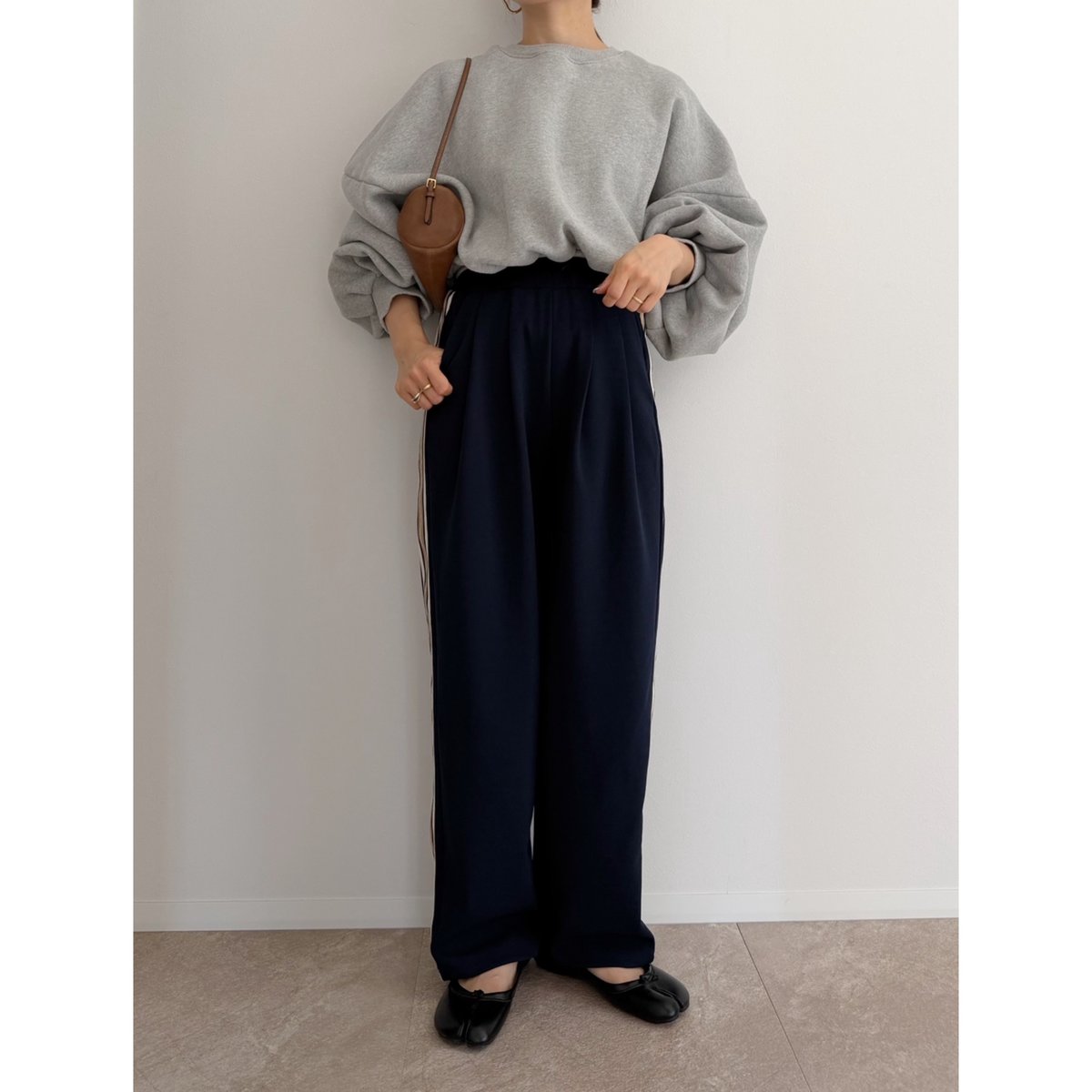 AMIE original》ウエストtuck入りサイドラインジャージpants / navy AMIE original》ウエストtuck入りサイドラインジャージpants / navy