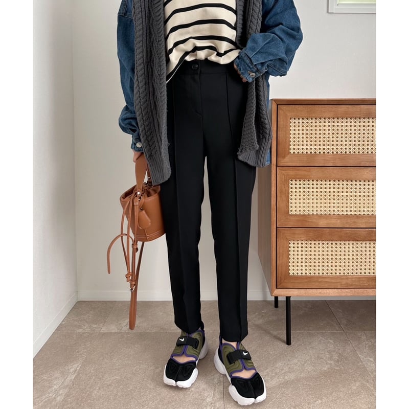 残りわずか】《AMIE original》テーパードpants/black | AMIE