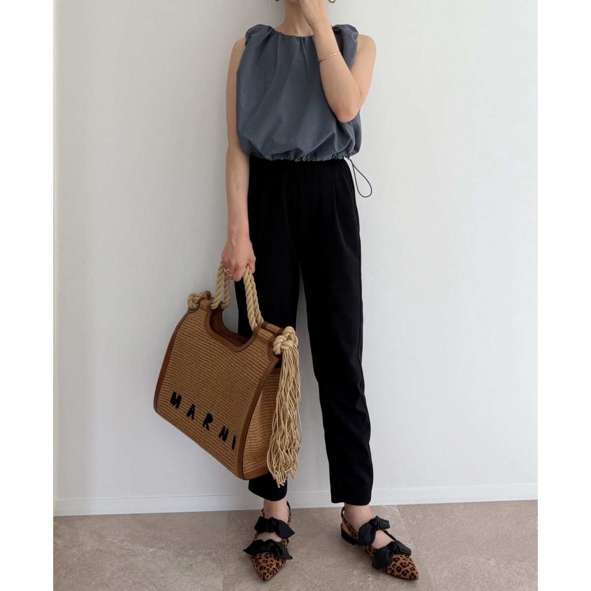 AMIE original ハイウエストテーパードデニム 残りわずか】《AMIE original》ハイウエストテーパードdenim