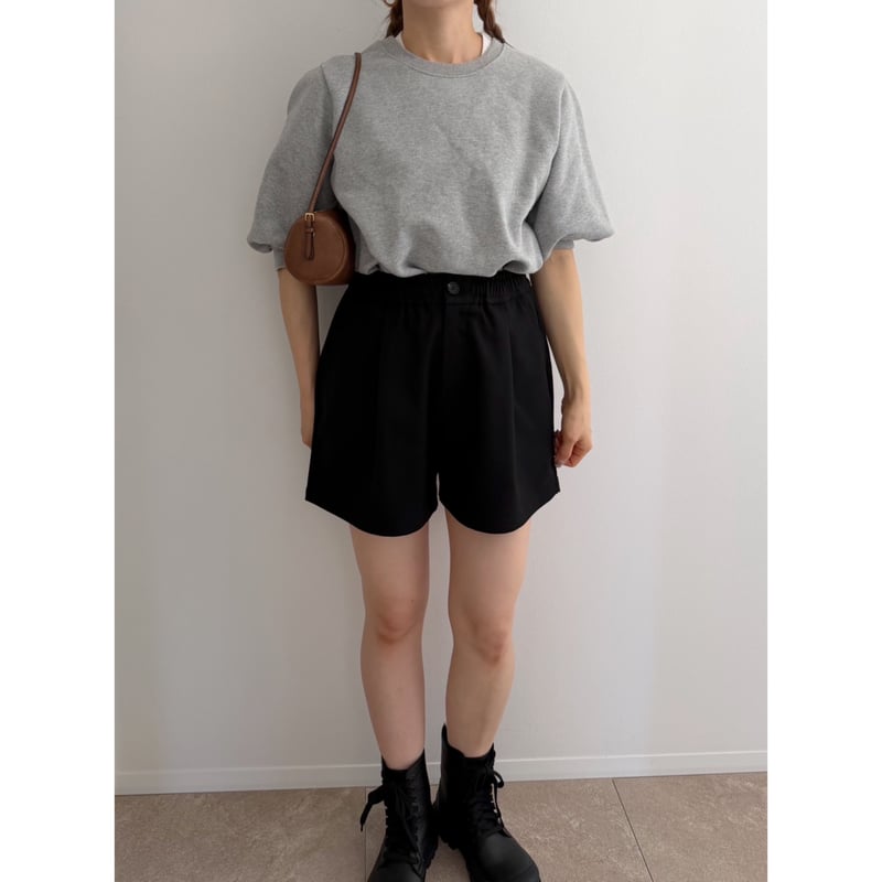 AMIE original》すっきり見えタックショートパンツ / black | AMIE