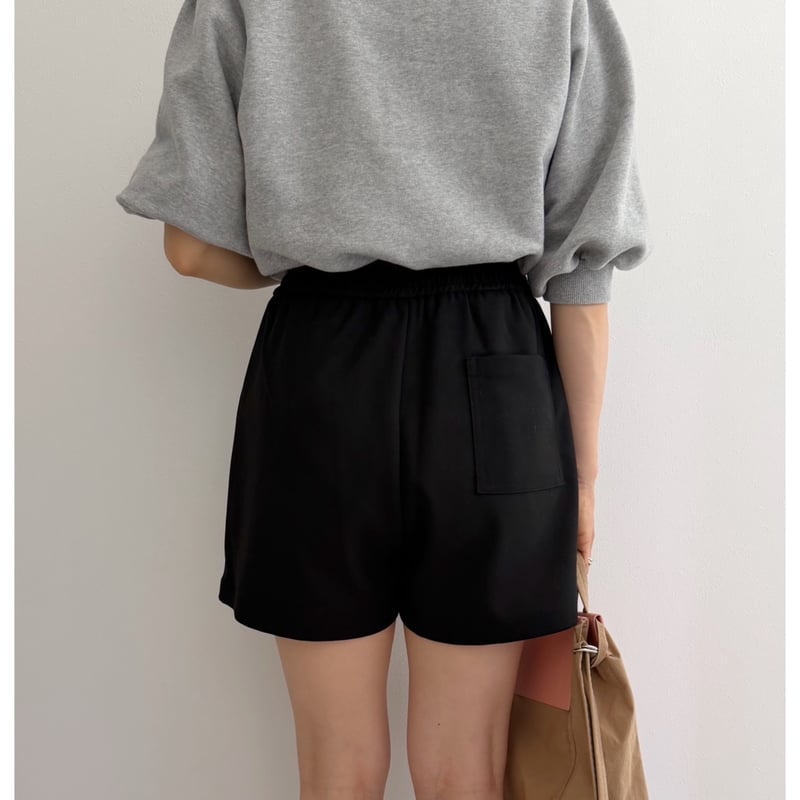 SALE】《AMIE original》すっきり見えタックショートパンツ / beige |