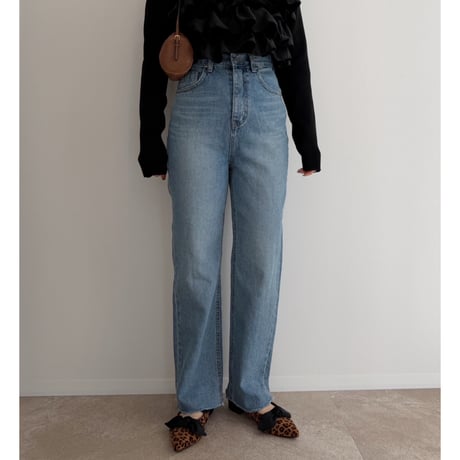 【残りわずか】《AMIE original》切りっぱなしハイウエストストレートdenim