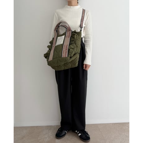【残りわずか】《AMIE original》 カーブtuck pants / black