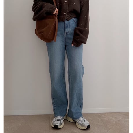 【残りわずか】《AMIE original》切りっぱなしハイウエストストレートdenim