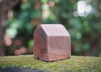 屋久島の森で育ったクスノキの「家」