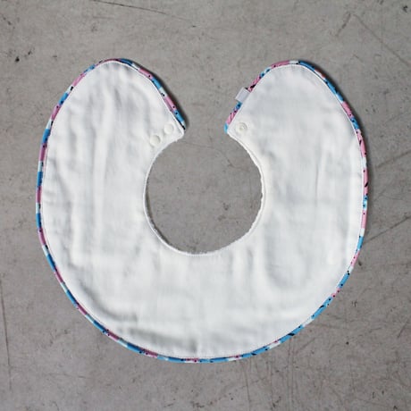 Berlin  Towel & Bib SET