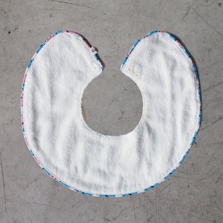 Berlin  Towel & Bib SET