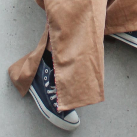〈Berlin + EARTH BEIGE〉Corduroy Wide Pants  160