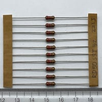 ストレートリードカーボン皮膜抵抗 (10本) 220Ω 1/2W ±5％ RD50SST52 221J （KOA）