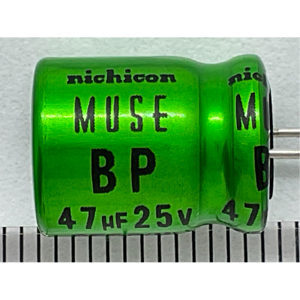 コンコン＊pf オーディオ用電解コンデンサ 両極性 47μF 25V 85℃ ±20% UES1E470MPM