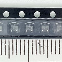 面実装 トランジスタ 2SA1588-Y (10個) 東芝(Toshiba)