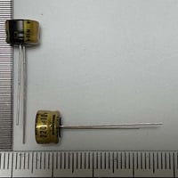 低背オーディオ用電解コンデンサ 220μF 10V 85℃ ±20% UMW1A221MDD (2個) (ニチコン)