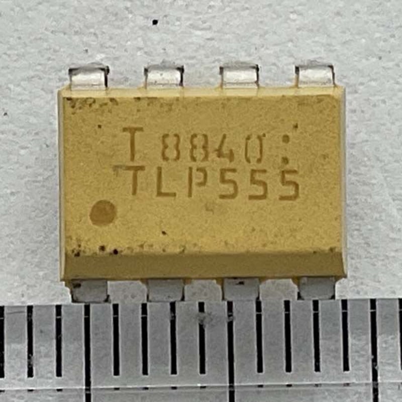 TLP2630 東芝 フォトカプラー 4個 Toshiba (東芝)フォトカプラ, 表面