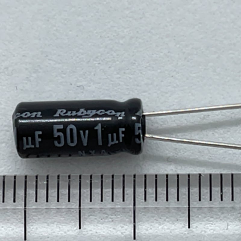 両極性電解コンデンサー 1μF 50V 105℃ ±20％ 50NXA1M (ルビコン) |