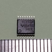 面実装8to1ﾃﾞｰﾀｾﾚｸﾀ/ﾏﾙﾁﾌﾟﾚｸｻ SN74HC151APW (1個) テキサスインスツルメンツ(T.I.)